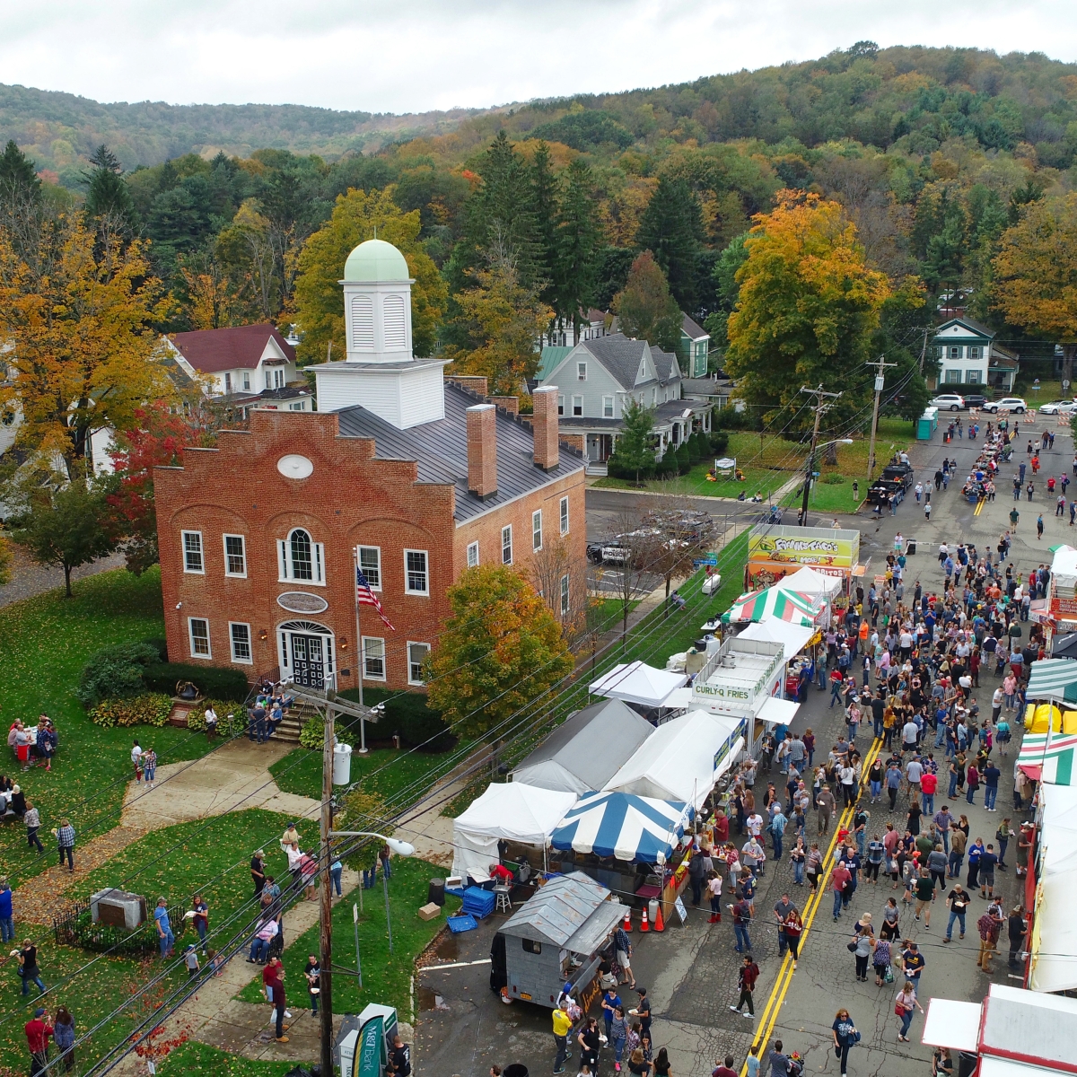 Aerial photo of Ellicottville's Fall Festival (2018)