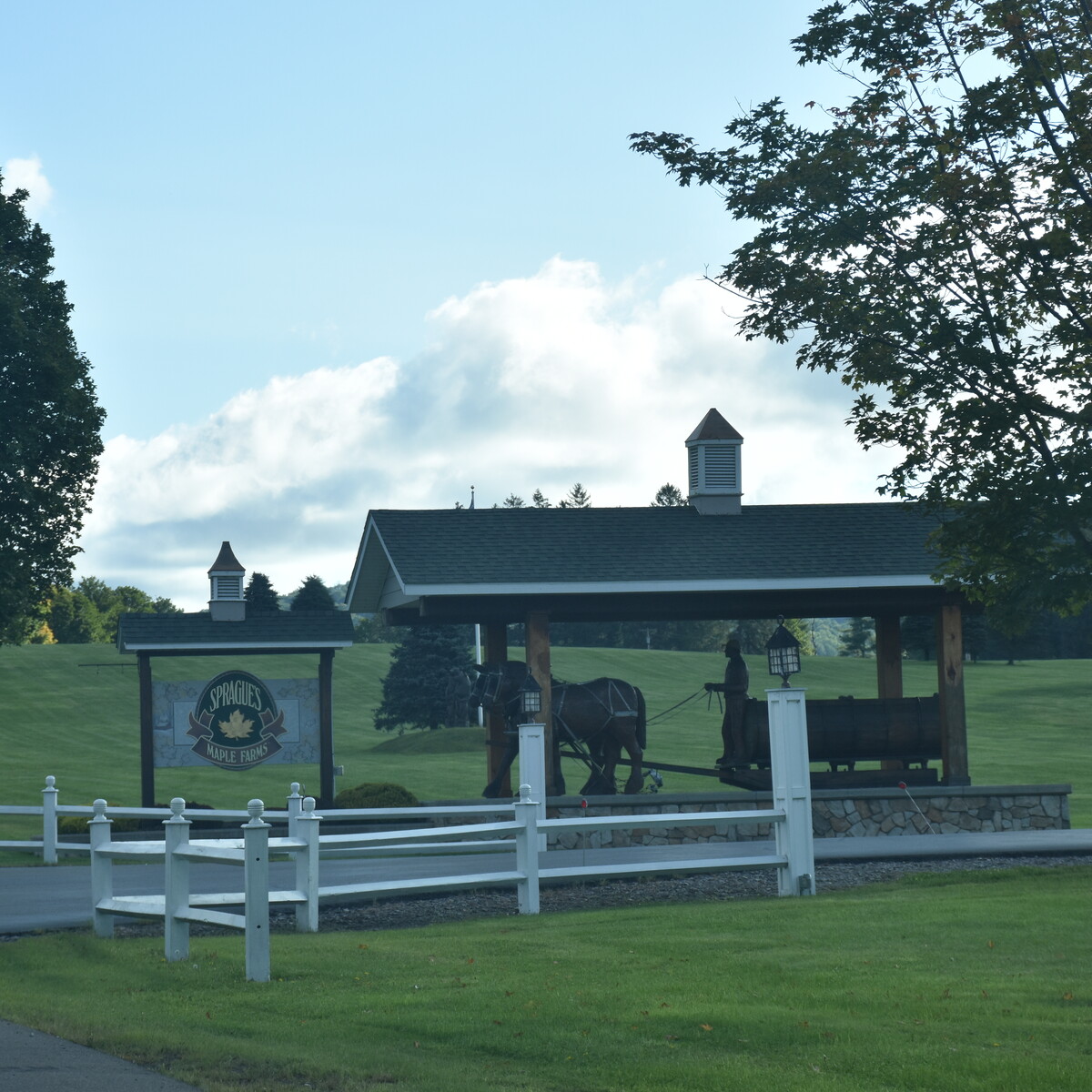 Sprague's Maple Farm's Entrance