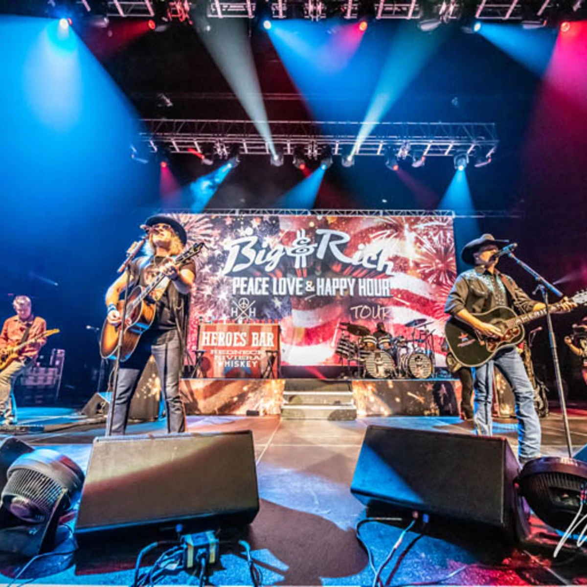 Big and Rich Performing at a concert
