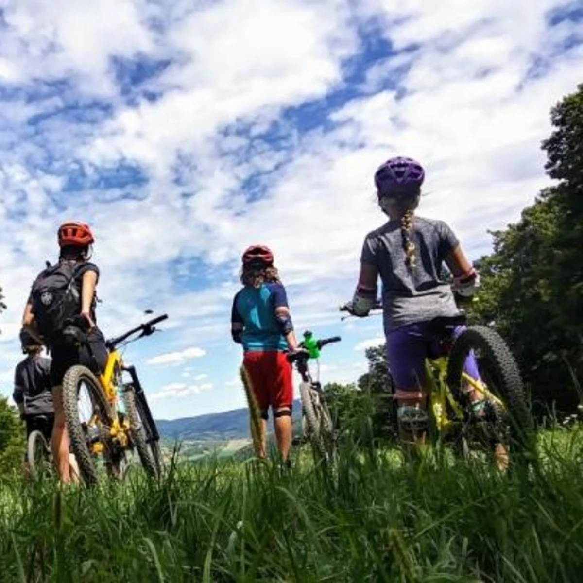 Mountain bikers at HoliMont