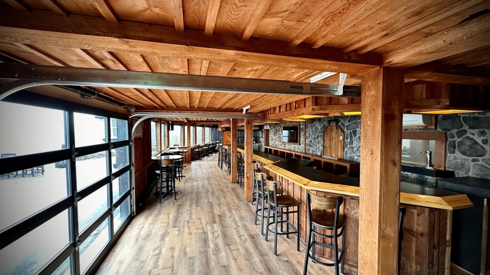 Inside of Parkway Ridge (bar area)
