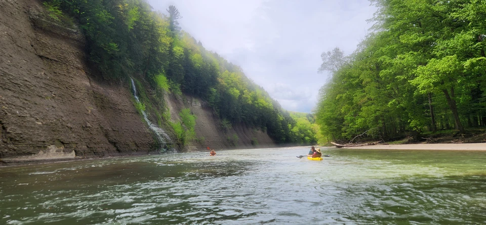View of a little waterfall along the Cattaraugus Creek in East Otto, NY (2024-05-11)