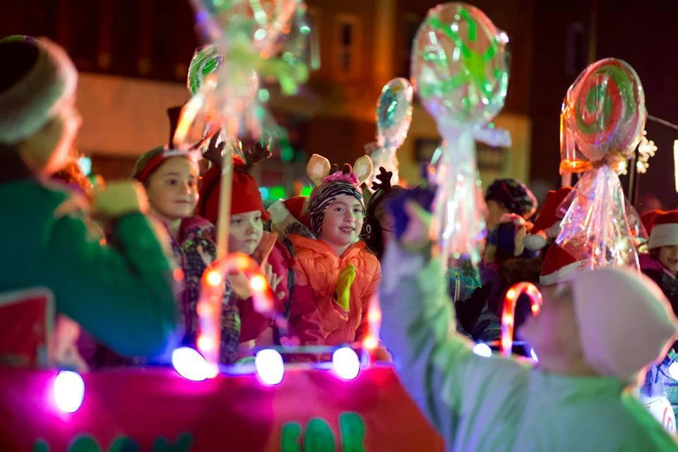 Kids in the Santa Claus Lane Parade