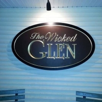 The Wicked Glen sign