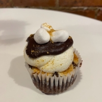 Smore cupcake from Cupcaked