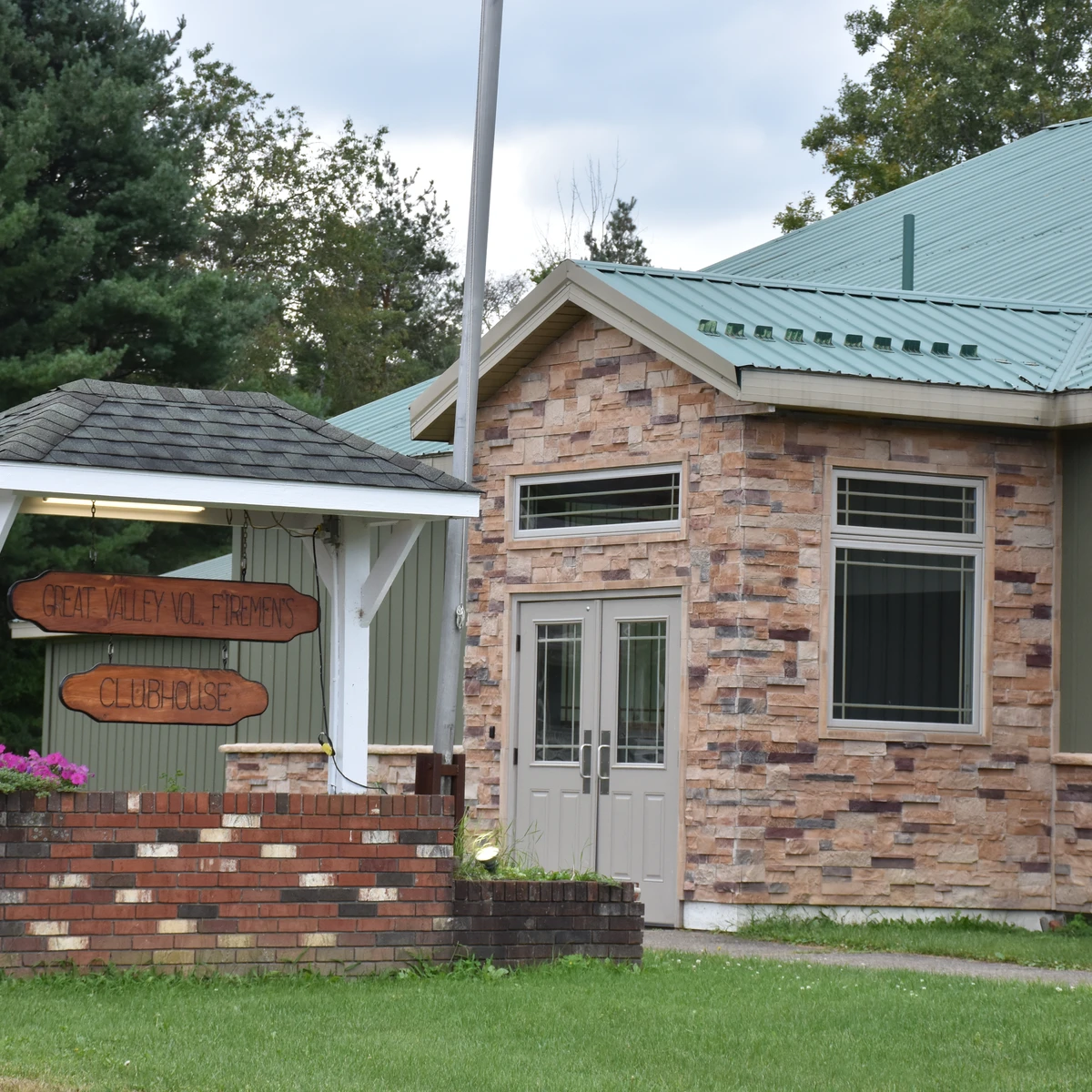 Outside of the Great Valley Fire Hall Clubhouse