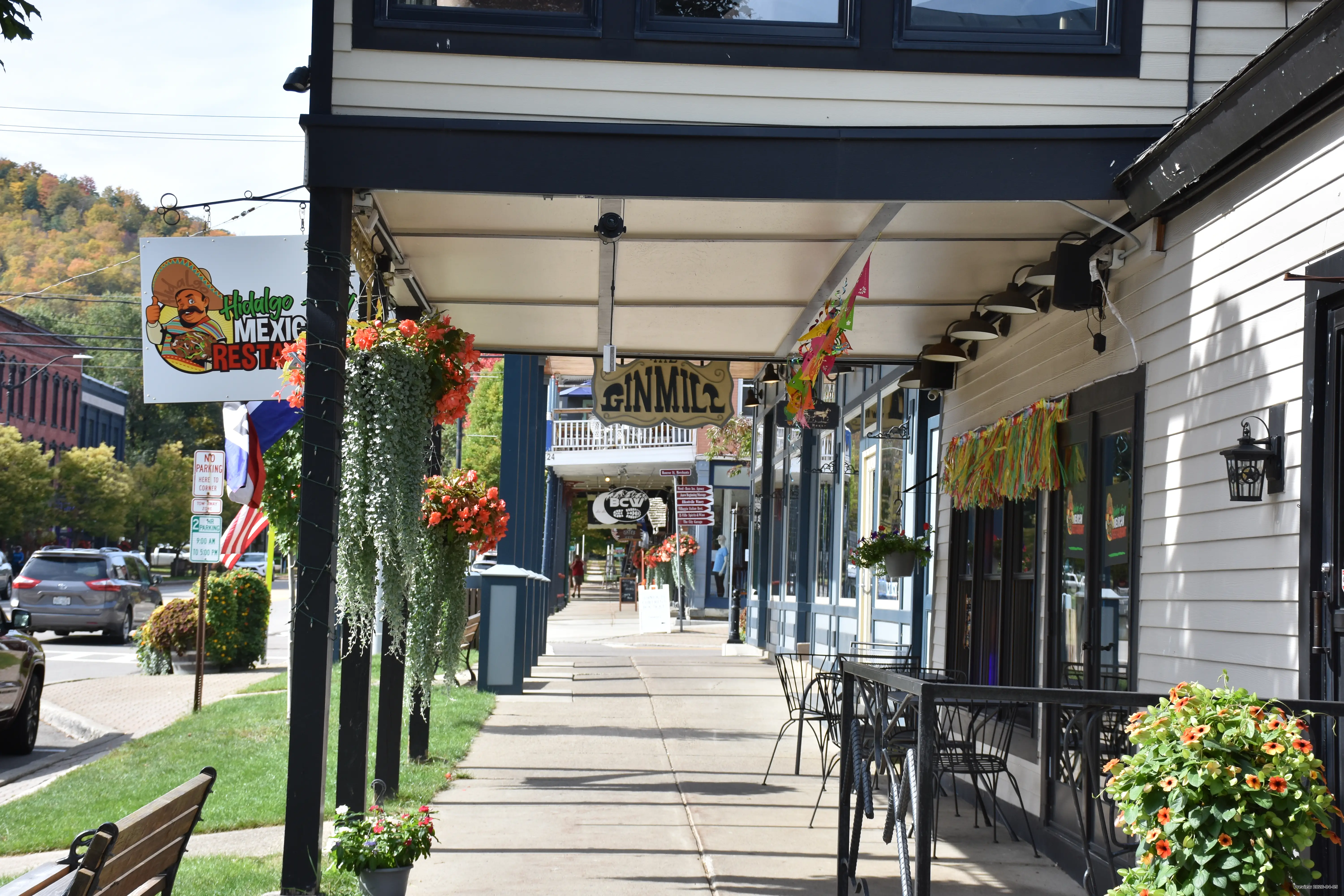 Outside of Hidalgo Mexican Restaurant