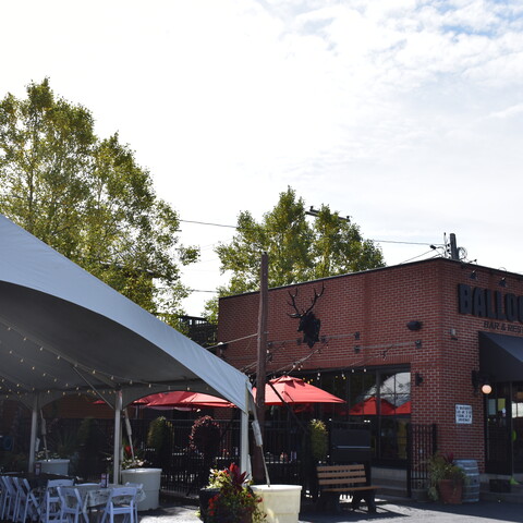 Back patio of Balloon's in Ellicottville