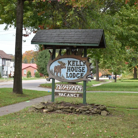 Kelly House Lodge Sign