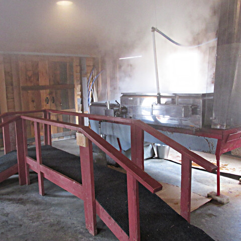 Sprague's sugar shack (2014-03-22)