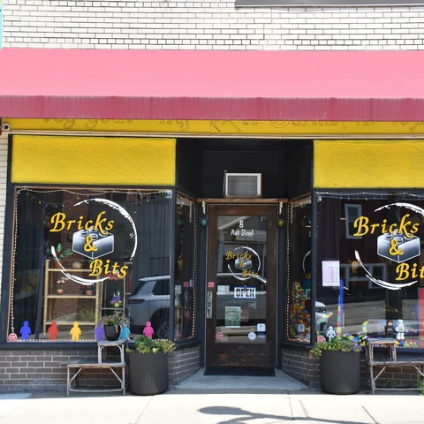 Bricks & Bits entrance